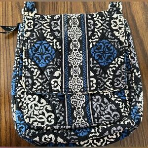 Vera Bradley quilted pattern tote bag crossbody bag 💙
